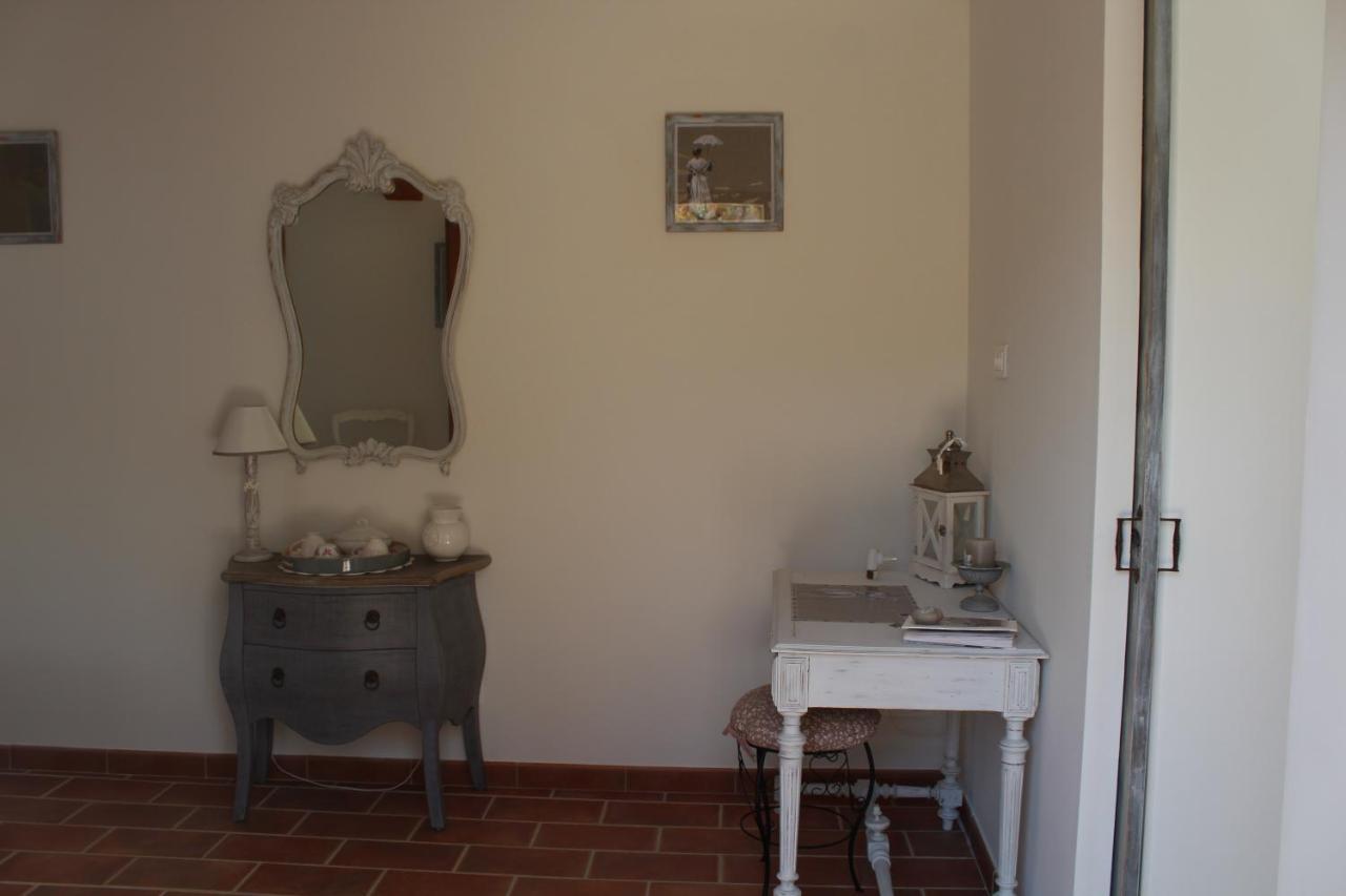 Chambre d'hôtes l'ipomée Gémenos Esterno foto